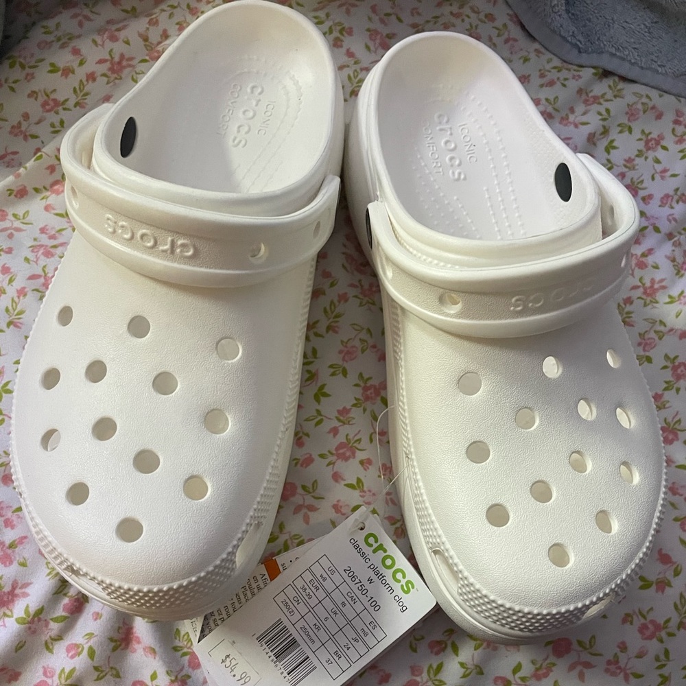 Platform crocs
